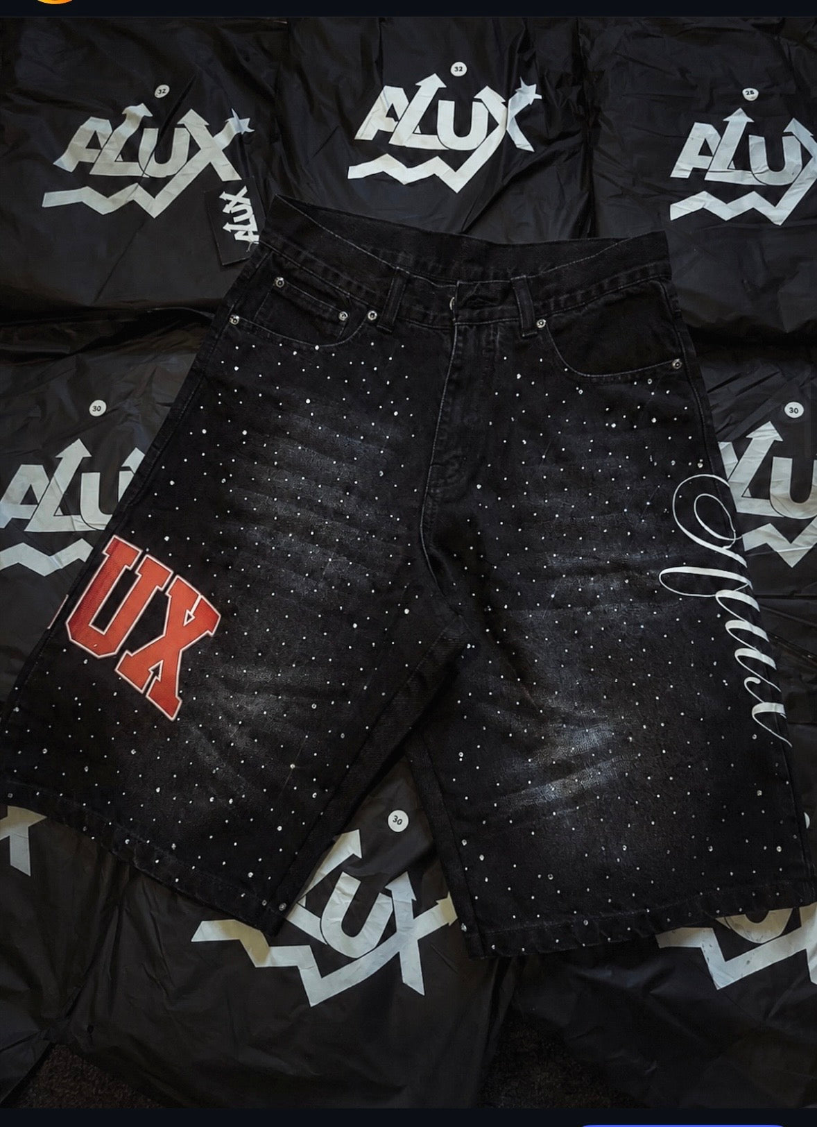 Alux Signature Jorts